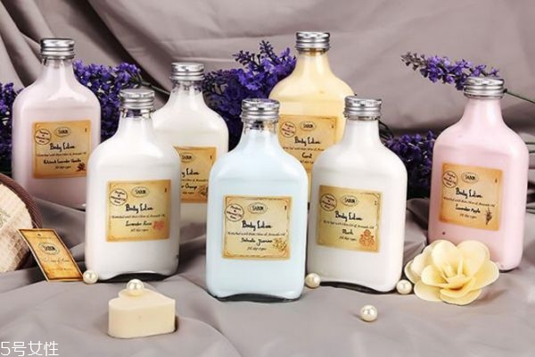 什么情況可以使用身體乳 身體乳什么時候用都可以 什么情況可以使用身體乳 身體乳什么時候用都可以