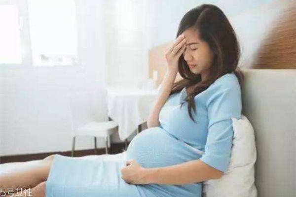 什么叫做誘導(dǎo)分娩法 什么叫作吸入分娩法 什么叫做誘導(dǎo)分娩法 什么叫作吸入分娩法