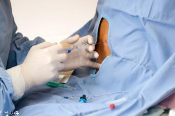 什么叫無(wú)痛分娩 無(wú)痛分娩是怎樣的 什么叫無(wú)痛分娩 無(wú)痛分娩是怎樣的