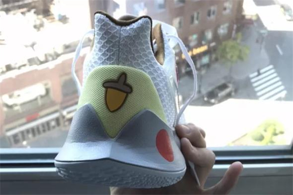 耐克歐文low2珊迪開箱測評 歐文low2珊迪實物圖片 耐克歐文low2珊迪開箱測評 歐文low2珊迪實物圖片