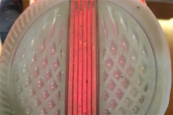 李寧閃擊6偏碼嗎 閃擊6耐磨嗎 李寧閃擊6偏碼嗎 閃擊6耐磨嗎