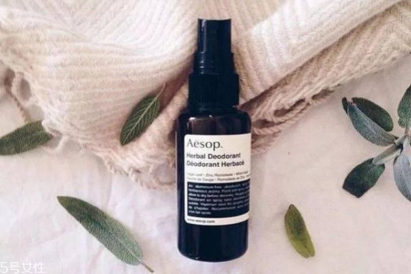 止汗噴霧好還是走珠好 超好用的止汗產品推薦 止汗噴霧好還是走珠好 超好用的止汗產品推薦