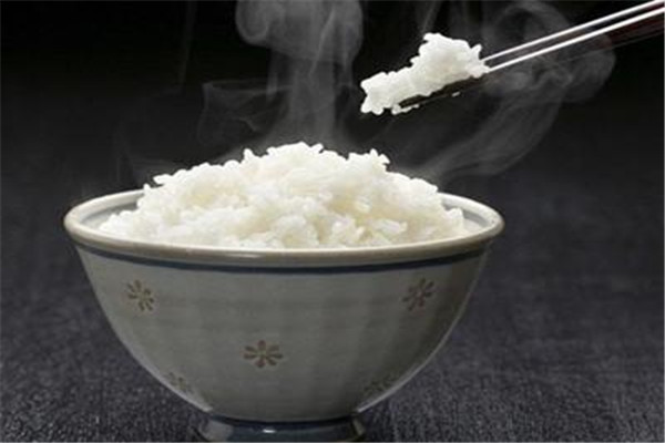 白米飯是垃圾食品嗎 白米飯的功效 白米飯是垃圾食品嗎 白米飯的功效
