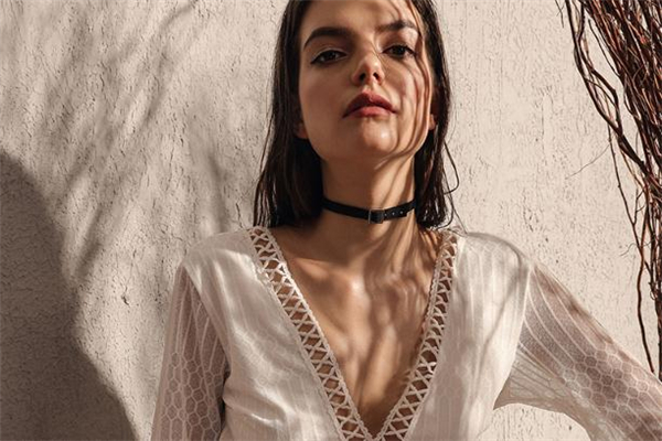 怎么挑選適合自己的鎖骨鏈 鎖骨鏈款式推薦 怎么挑選適合自己的鎖骨鏈 鎖骨鏈款式推薦