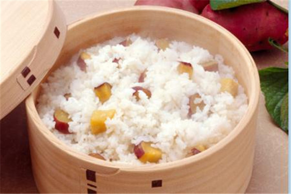 米飯有營養(yǎng)嗎 米飯是重要的主食 米飯有營養(yǎng)嗎 米飯是重要的主食