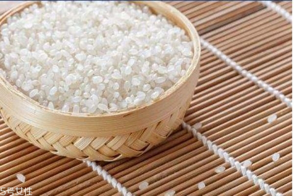 大米里有什么營(yíng)養(yǎng)價(jià)值呢 什么牌子的大米最好呢 大米里有什么營(yíng)養(yǎng)價(jià)值呢 什么牌子的大米最好呢