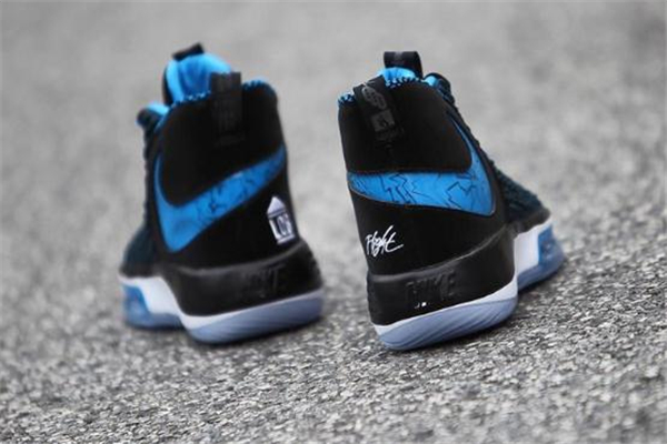 耐克alphadunk和aj33 se哪個(gè)好 兩者對比測評