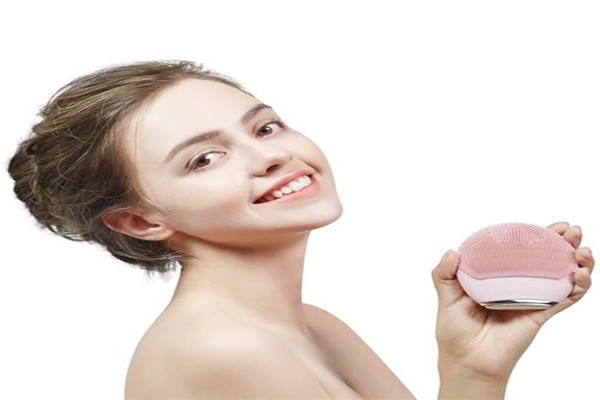 每天敷面膜的最佳時間 敷面膜什么時間比較好 每天敷面膜的最佳時間 敷面膜什么時間比較好