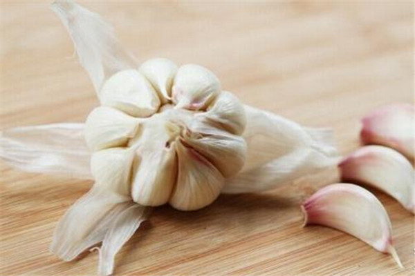 大蒜吃了胃難受怎么辦 大蒜怎么吃 大蒜吃了胃難受怎么辦 大蒜怎么吃