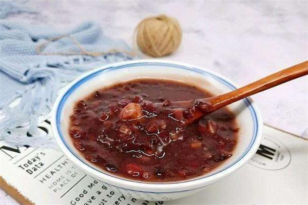 坐月子可以吃八寶粥嗎 坐月子吃八寶粥好嗎 坐月子可以吃八寶粥嗎 坐月子吃八寶粥好嗎