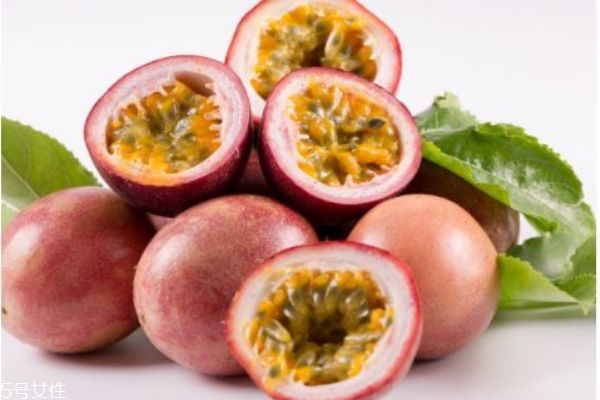 百香果有什么營養(yǎng)價值呢 吃百香果有什么好處呢 百香果有什么營養(yǎng)價值呢 吃百香果有什么好處呢