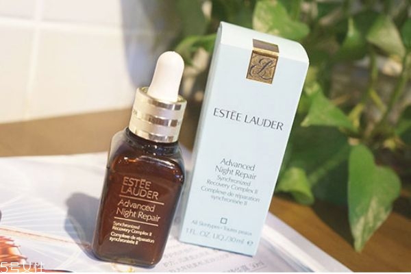 為什么小棕瓶精華越涂臉越黑 小棕瓶精華用會黑嗎 為什么小棕瓶精華越涂臉越黑 小棕瓶精華用會黑嗎