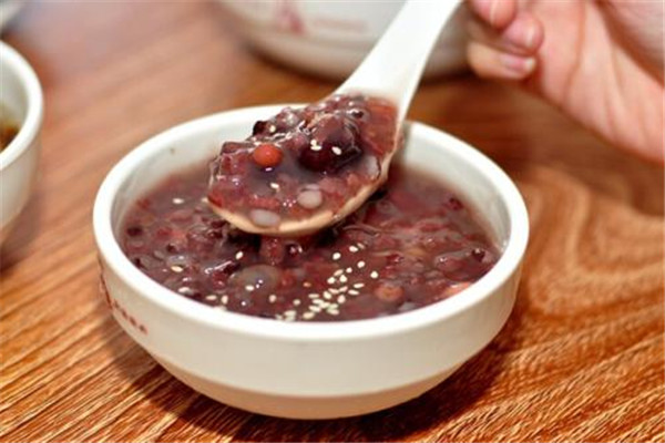 八寶粥需要泡一夜嗎 八寶粥需要泡多久 八寶粥需要泡一夜嗎 八寶粥需要泡多久