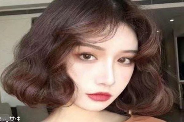 女生發(fā)量少適合哪些發(fā)型 拯救頭發(fā)稀少mm 女生發(fā)量少適合哪些發(fā)型 拯救頭發(fā)稀少mm