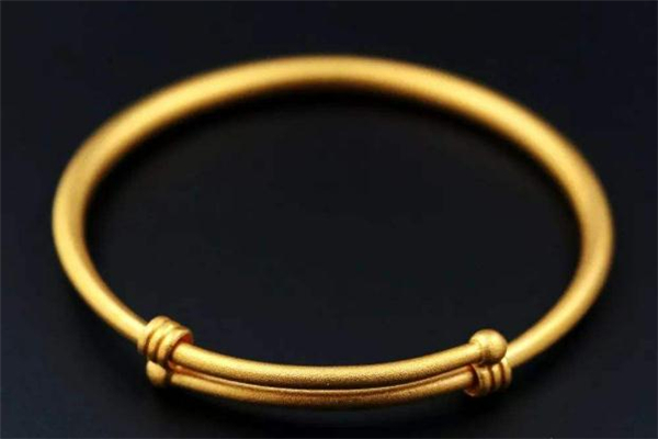 古法黃金手鐲優(yōu)缺點 古法黃金手鐲的保養(yǎng)方法 古法黃金手鐲優(yōu)缺點 古法黃金手鐲的保養(yǎng)方法