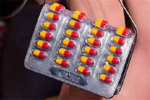 藥丸包包是什么牌子 藥丸包包在哪買 藥丸包包是什么牌子 藥丸包包在哪買