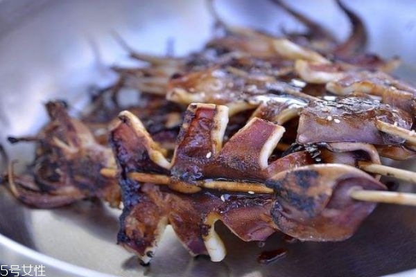 魷魚有什么營養(yǎng)價值呢 吃魷魚有什么好處呢 魷魚有什么營養(yǎng)價值呢 吃魷魚有什么好處呢