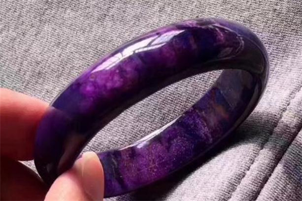 舒俱來石手鐲多少錢 舒俱來手鐲價(jià)格 舒俱來石手鐲多少錢 舒俱來手鐲價(jià)格