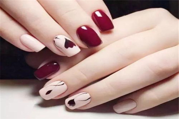 美甲延長(zhǎng)一般多少錢 美甲延長(zhǎng)好嗎 美甲延長(zhǎng)一般多少錢 美甲延長(zhǎng)好嗎