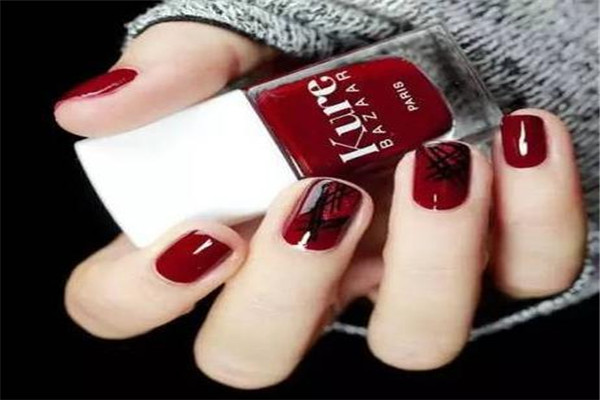 美甲可以不用光療機嗎 美甲可以管多久