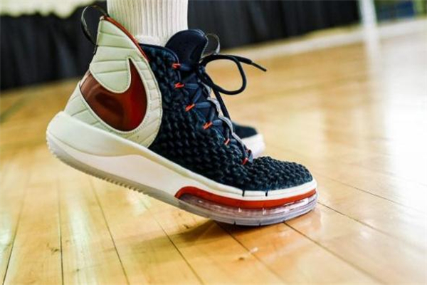 nike alphadunk耐磨嗎 耐克alphadunk適合水泥地嗎 nike alphadunk耐磨嗎 耐克alphadunk適合水泥地嗎