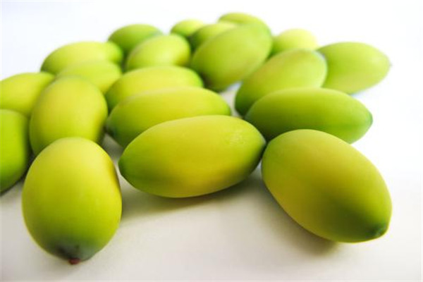 蓮子可以燉雞嗎 蓮子燉雞有什么功效 蓮子可以燉雞嗎 蓮子燉雞有什么功效