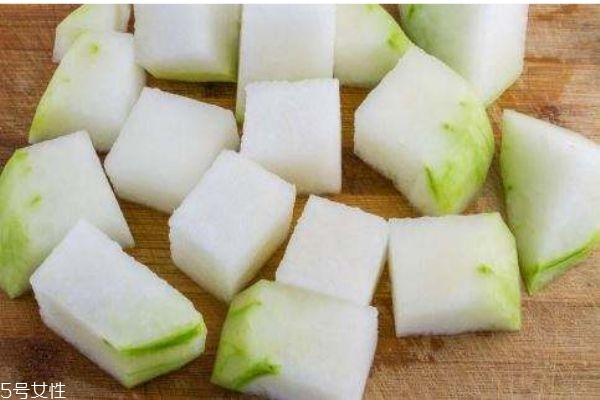 冬瓜有什么營養(yǎng)價(jià)值呢 吃冬瓜有什么好處呢 冬瓜有什么營養(yǎng)價(jià)值呢 吃冬瓜有什么好處呢