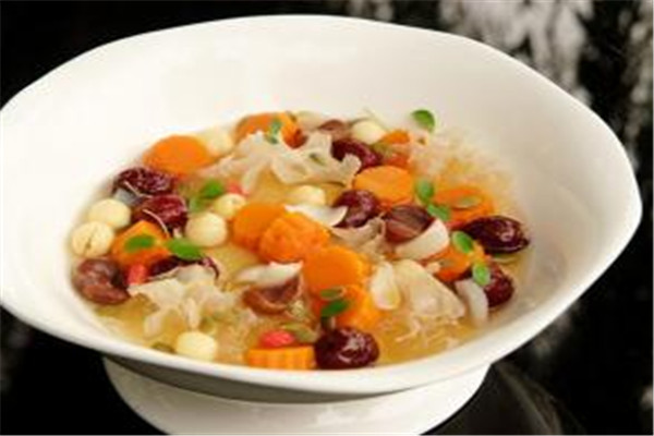 蓮子吃了會發(fā)胖嗎 蓮子吃多是會發(fā)胖的 蓮子吃了會發(fā)胖嗎 蓮子吃多是會發(fā)胖的