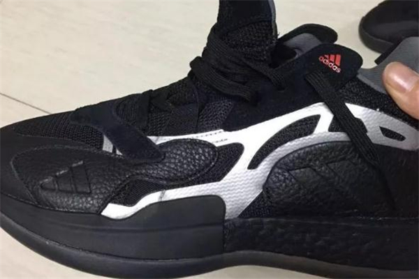 阿迪達斯zone boost開箱測評-zone boost偏小嗎 阿迪達斯zone boost開箱測評-zone boost偏小嗎