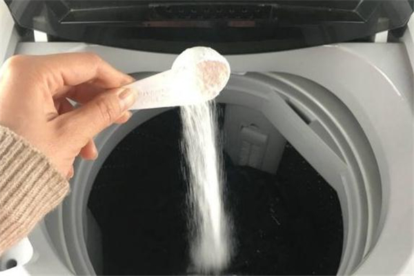 洗潔精能洗衣服嗎 洗潔精洗衣服對人體有害嗎 洗潔精能洗衣服嗎 洗潔精洗衣服對人體有害嗎