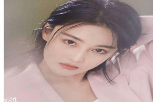 裸妝適合什么場(chǎng)合呢 裸妝怎么畫(huà)好看呢 裸妝適合什么場(chǎng)合呢 裸妝怎么畫(huà)好看呢