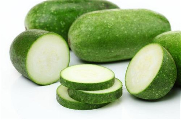 冬瓜是低脂食物嗎 冬瓜是什么季節(jié)的 冬瓜是低脂食物嗎 冬瓜是什么季節(jié)的
