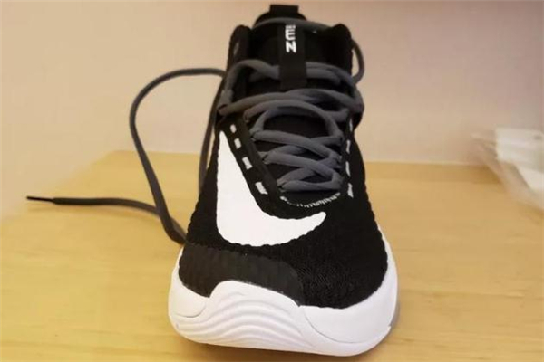 耐克zoom rize開箱測評-zoom rize腳感怎么樣 耐克zoom rize開箱測評-zoom rize腳感怎么樣