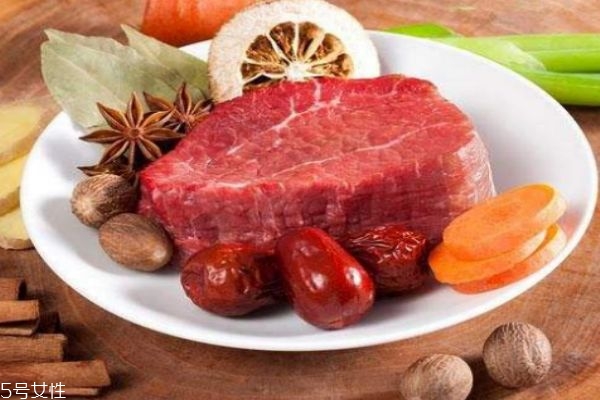 牛肉有什么營養(yǎng)價值呢 牛肉的熱量是多高呢 牛肉有什么營養(yǎng)價值呢 牛肉的熱量是多高呢