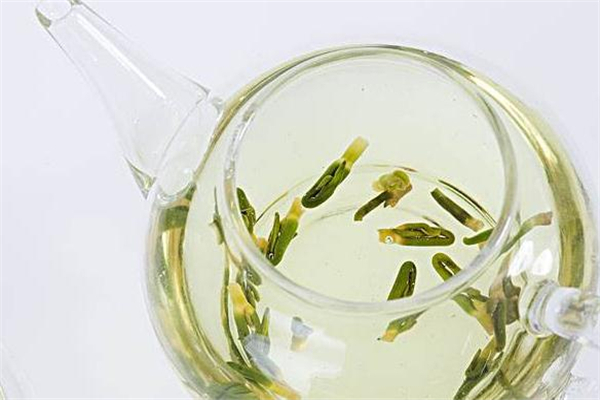 蓮子心泡水隔夜還能喝嗎 蓮子心泡水可以隔夜嗎 蓮子心泡水隔夜還能喝嗎 蓮子心泡水可以隔夜嗎