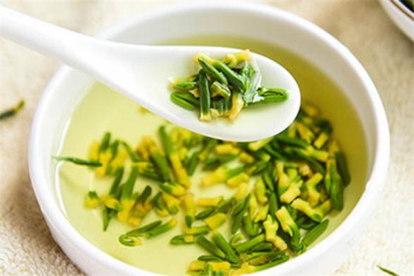 蓮子心泡水怎么不苦 蓮子心不苦是不是假的 蓮子心泡水怎么不苦 蓮子心不苦是不是假的