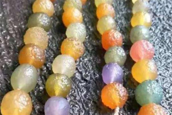 葡萄干瑪瑙什么顏色好 葡萄干瑪瑙寓意 葡萄干瑪瑙什么顏色好 葡萄干瑪瑙寓意