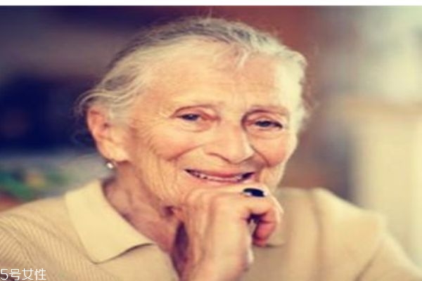 女性應該怎么抗衰老呢 抗衰老的產品有什么呢 女性應該怎么抗衰老呢 抗衰老的產品有什么呢