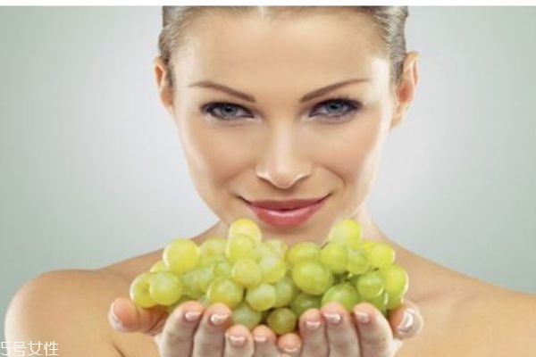 懷孕初期可以吃瓜子嗎 孕婦吃瓜子會上火嗎 懷孕初期可以吃瓜子嗎 孕婦吃瓜子會上火嗎