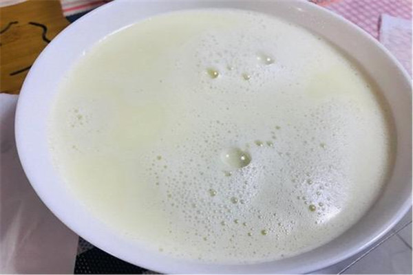 豆?jié){一定要煮開嗎 豆?jié){不煮開可以喝嗎 豆?jié){一定要煮開嗎 豆?jié){不煮開可以喝嗎