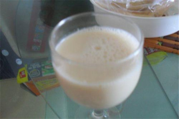 豆?jié){一定要煮開嗎 豆?jié){不煮開可以喝嗎 豆?jié){一定要煮開嗎 豆?jié){不煮開可以喝嗎