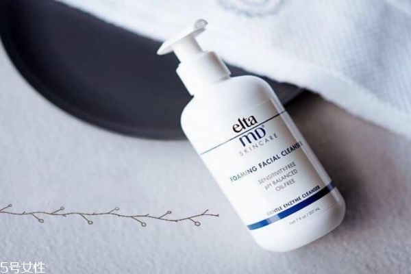 氨基酸洗面奶的優(yōu)點是什么 氨基酸洗面奶的缺點和優(yōu)點 氨基酸洗面奶的優(yōu)點是什么 氨基酸洗面奶的缺點和優(yōu)點