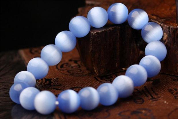 貓眼石手鏈戴在哪只手 貓眼石戴左手還是右手 貓眼石手鏈戴在哪只手 貓眼石戴左手還是右手