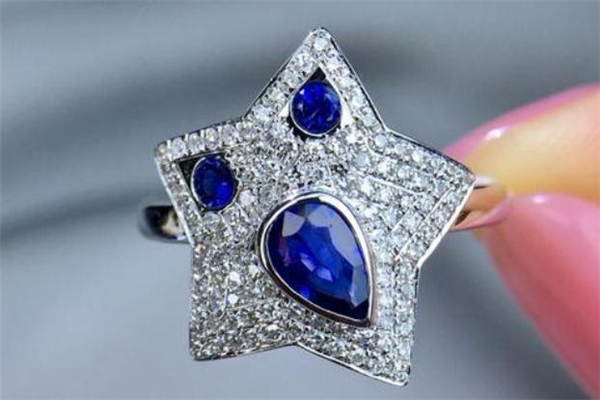 斯里蘭卡藍寶石有收藏價值嗎 斯里蘭卡藍寶石怎么樣 斯里蘭卡藍寶石有收藏價值嗎 斯里蘭卡藍寶石怎么樣