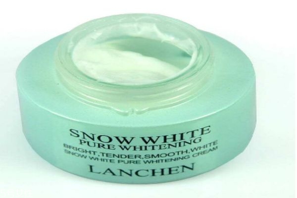 藍(lán)秀是一個(gè)怎么樣的品牌呢 藍(lán)秀的是哪個(gè)國(guó)家的品牌呢 藍(lán)秀是一個(gè)怎么樣的品牌呢 藍(lán)秀的是哪個(gè)國(guó)家的品牌呢