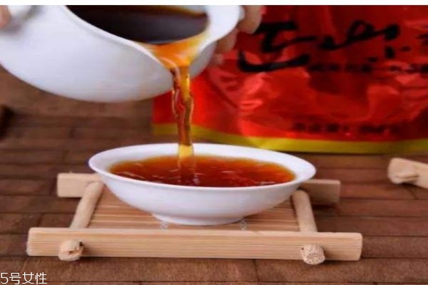 紅茶有什么作用呢 喝紅茶有什么好處呢 紅茶有什么作用呢 喝紅茶有什么好處呢