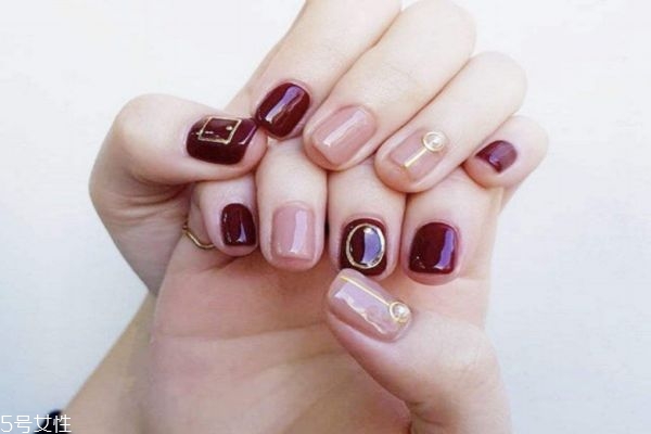 美甲封層的作用 美甲畫法教程 美甲封層的作用 美甲畫法教程