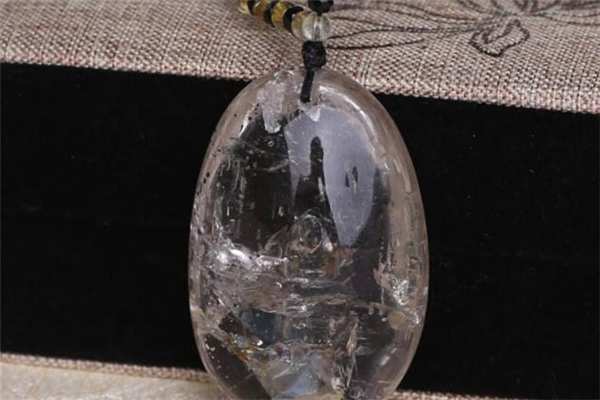 水膽水晶有收藏價(jià)值嗎 水膽水晶值錢嗎 水膽水晶有收藏價(jià)值嗎 水膽水晶值錢嗎