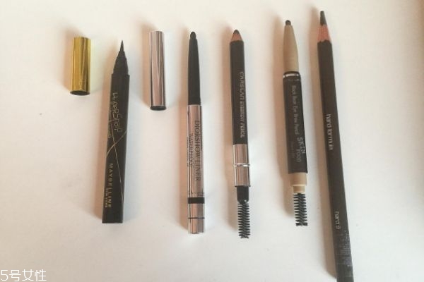 眼線(xiàn)筆畫(huà)不出來(lái)怎么辦 使用眼線(xiàn)筆需要注意什么