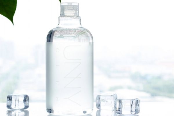 卸妝水有哪些注意事項 使用卸妝水注意事項 卸妝水有哪些注意事項 使用卸妝水注意事項